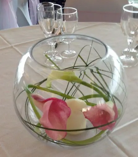 Pink and Whtie Calla Lily Fish Bowl Arragement 1