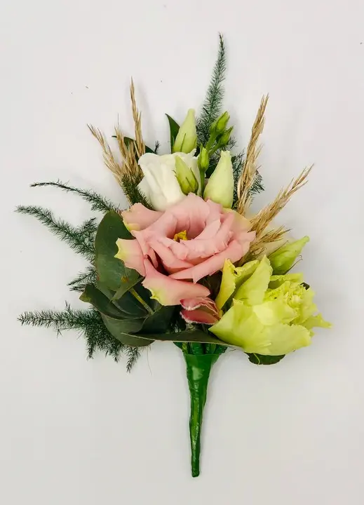 Grooms Boutonniere of Lisianthus and Pampas