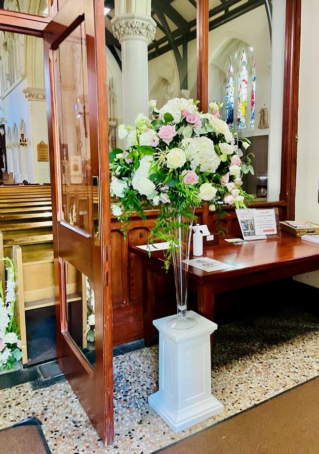 Grand Pink and White Pedestal Flowers