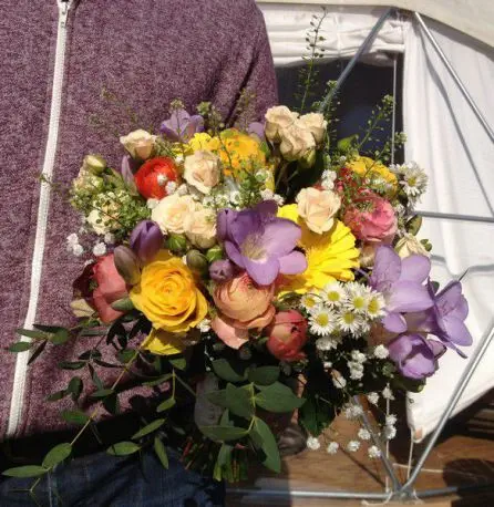 Multicoloured country style brides bouquet