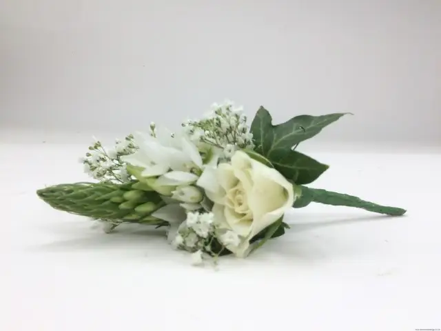 Groom Buttonhole Chincherinchees Rose and Gyp