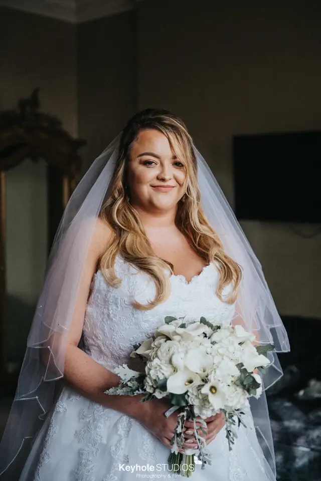 Professional Wedding Photo by Keyhole Studio 2