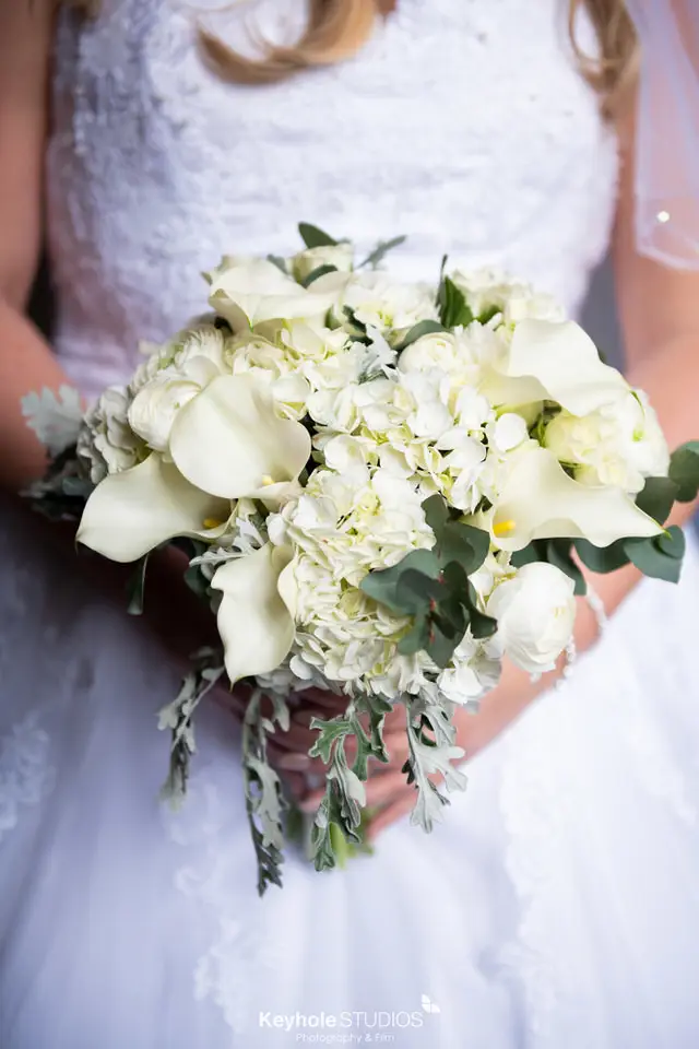 Professional Wedding Photo by Keyhole Studio 3