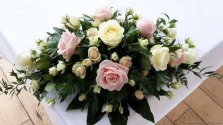 Cream and Blush Rose Long and Low Top Table Arrangement at Hope Street Hotel