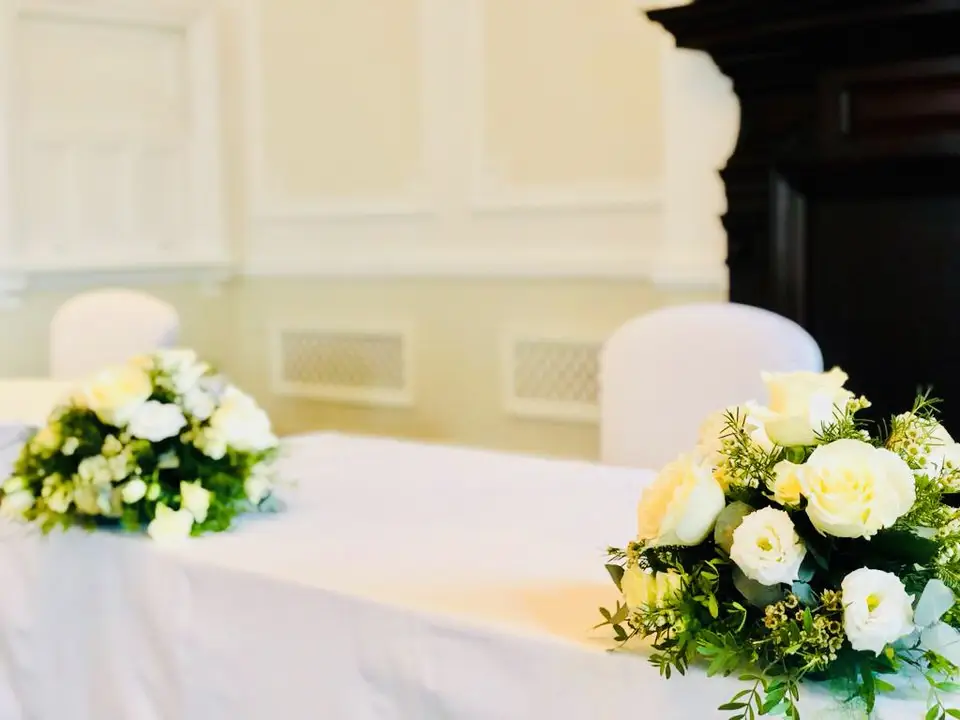 White Rose Registrar Table Arrangements