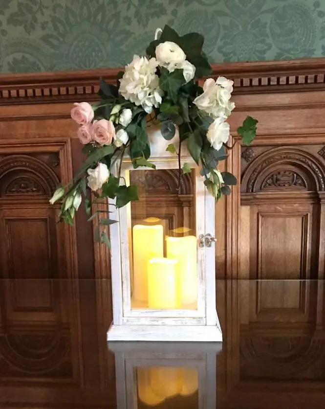 Fresh Flowers for top of Lanterns