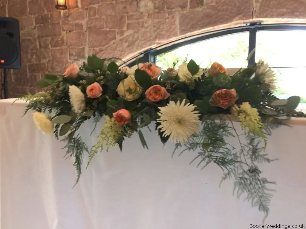 Top Table Arrangement in Ivory and Coral