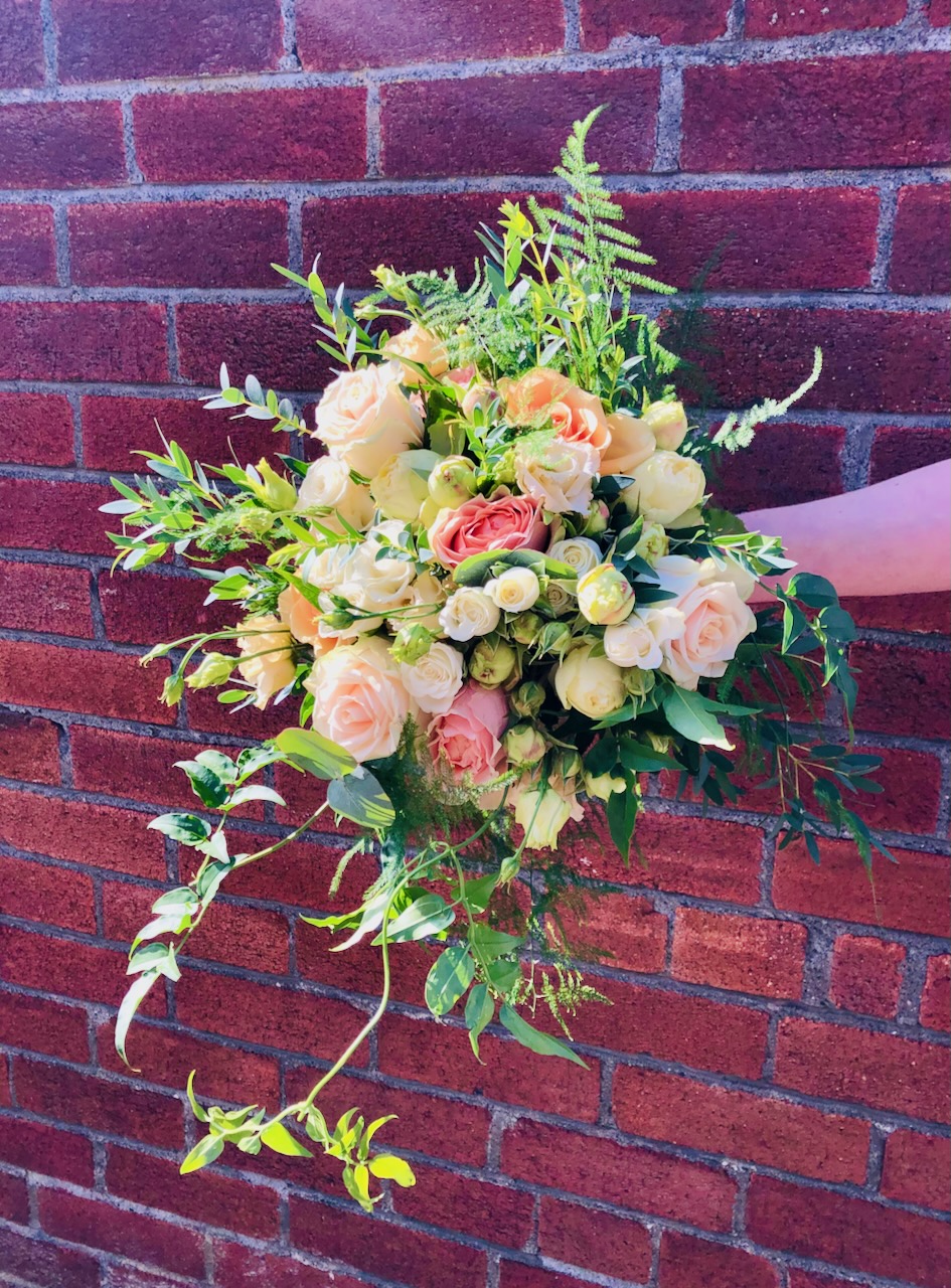 Pretty Summery Bridal Handtied