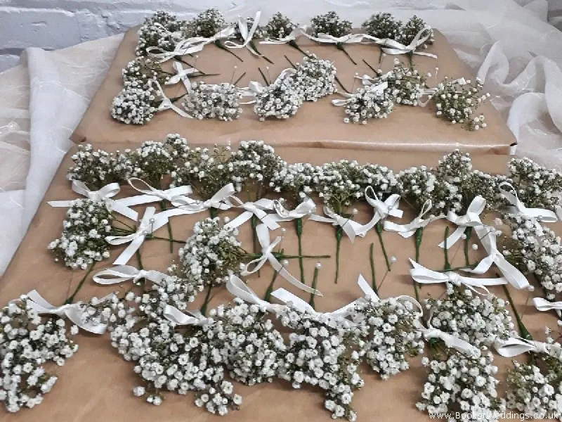Gypsy Grass wedding buttonholes