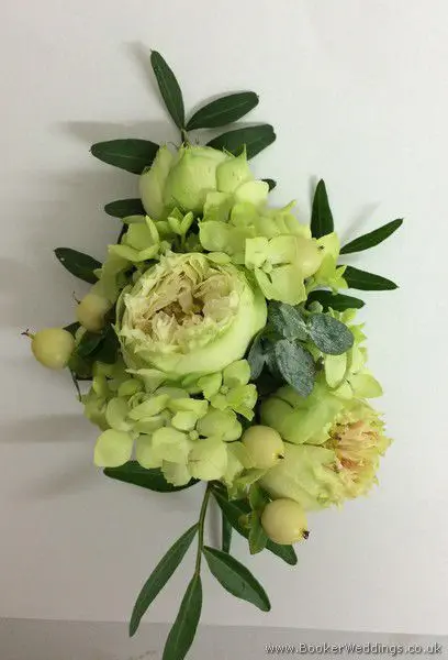 Ivory and greenery Wild Wedding Spray Rose, Vibernum and Hypericum Berries Pin Corsage