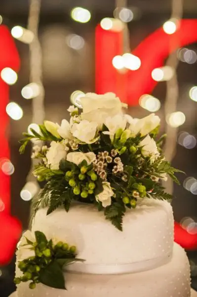 Green and White Cake Decoration 2