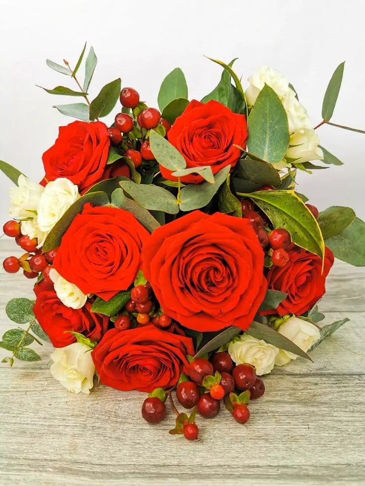 Bride Winter Bouquet Red and White Roses