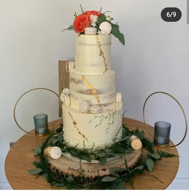 Wedding Cake Fresh Flowers in Orange and White