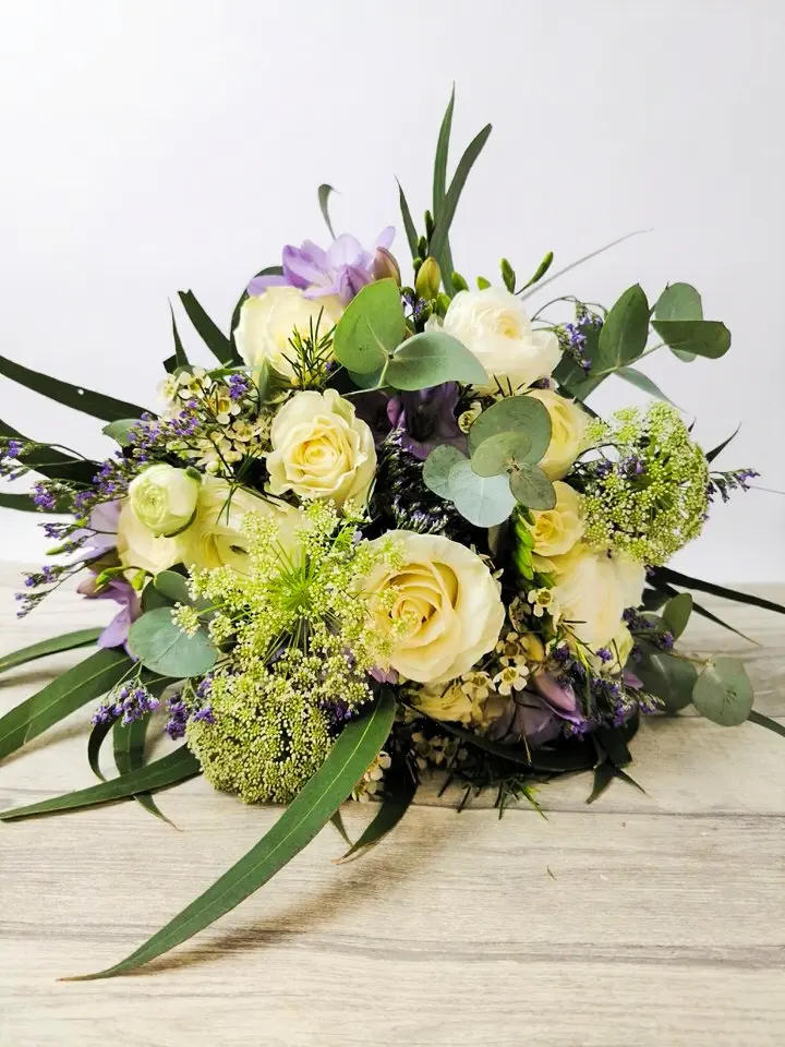 Bride Wild Flower Bouquet for Spring Wedding