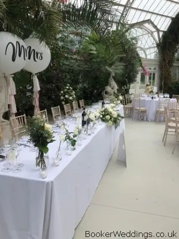 Top Table Flowers at Palm House