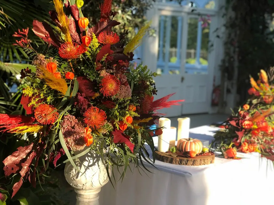 Autumn Textures Pedestal at The Palm House