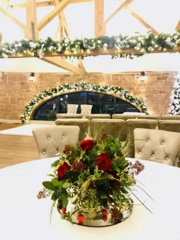 Christmas Wedding Flowers at Allerton Manor 3