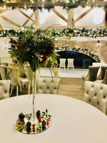 Christmas Wedding Flowers at Allerton Manor 4