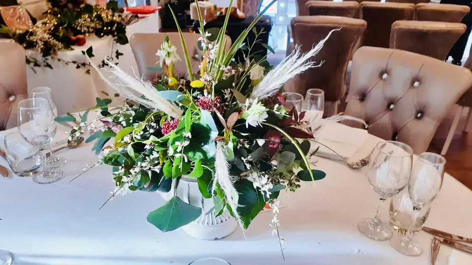 Rustic Wedding Flowers Allerton Manor10