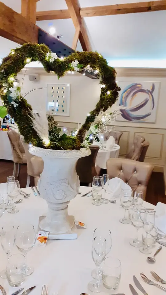 Rustic Wedding Flowers Allerton Manor6