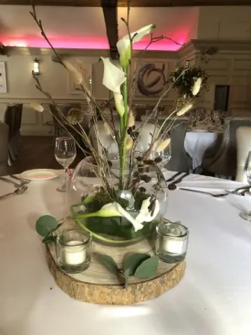 Rustic Wedding Flowers at Allerton Manor7