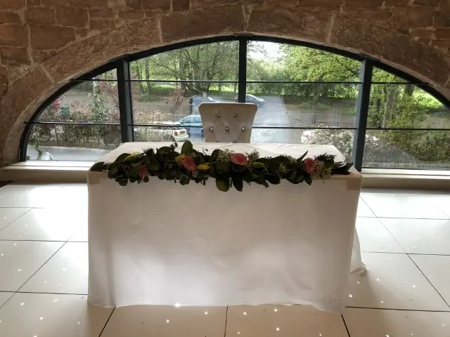 Spring Wedding Flowers at Allerton Manor1