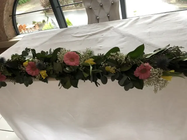 Spring Wedding Flowers at Allerton Manor10