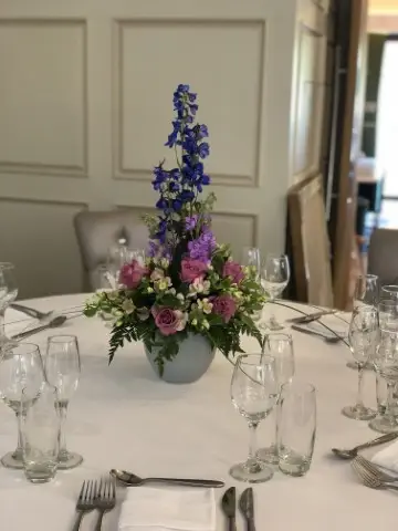 Summer Wedding Flowers at Allerton Manor3