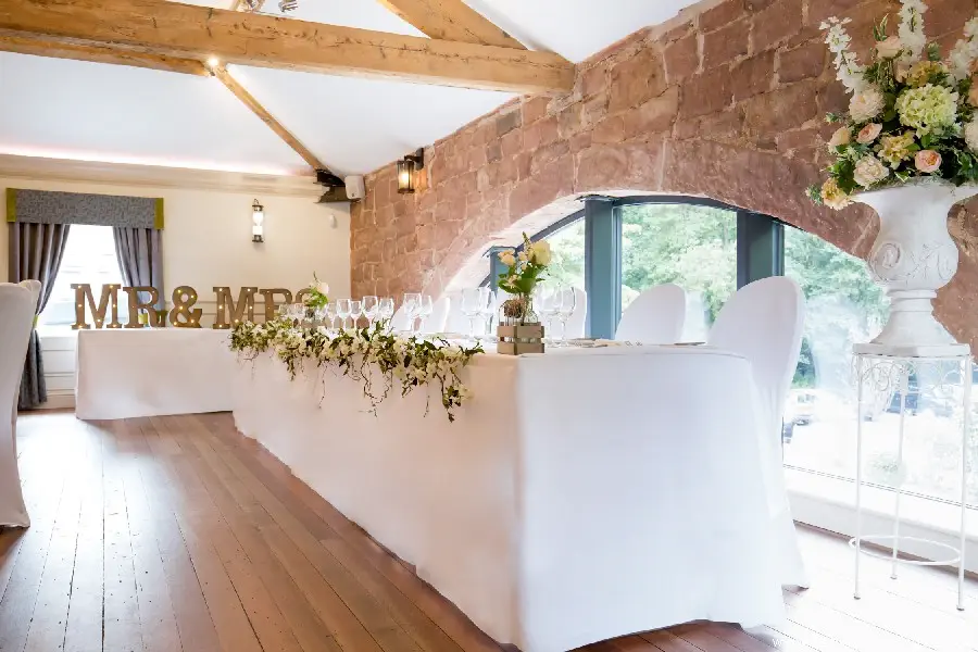 Wedding photo shoot at Allerton Manor, featuring flowers from Booker Weddings, Liverpool Florists15
