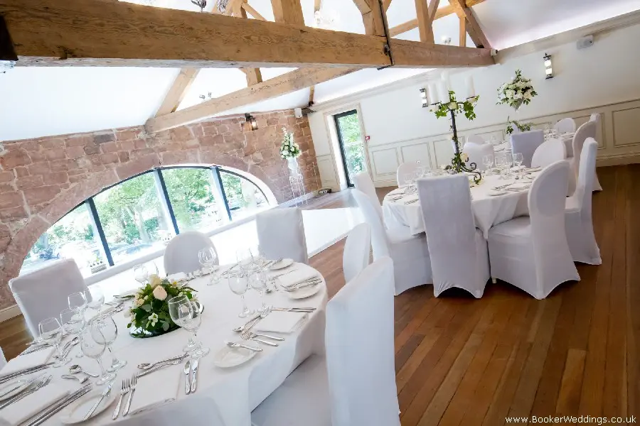 Wedding photo shoot at Allerton Manor, featuring flowers from Booker Weddings, Liverpool Florists29