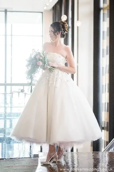 Wedding photo shoot at Hilton Hotel Liverpool, featuring flowers from Booker Weddings, Liverpool Florists23